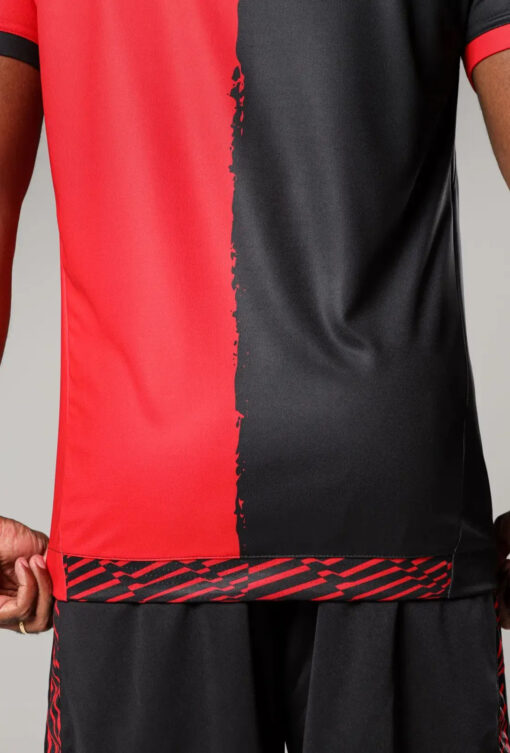 Camisa Copa Do Nordeste 2025 Vitória Masculino Vermelho e Preto Volt - Image 3